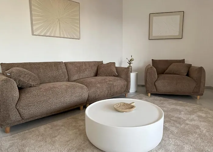 Punta Lara, 아파트 *