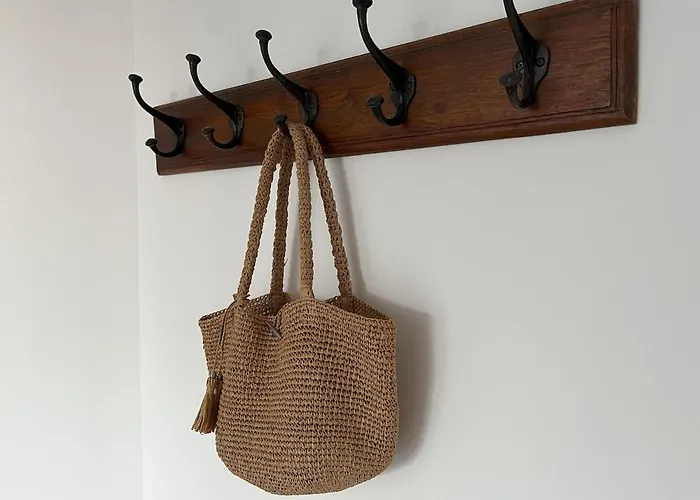 Punta Lara, Нерха